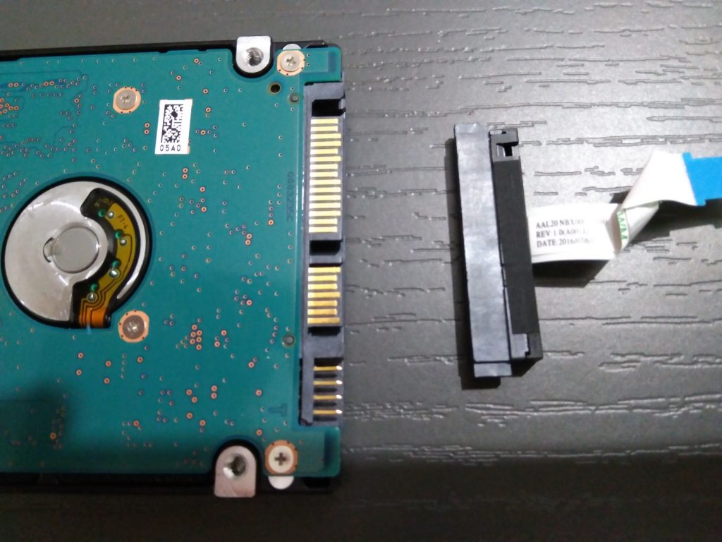 SATA plug disconnected