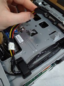 Install SSD to HP Microserver Gen8 - SATA power cable